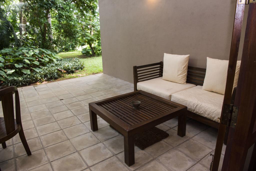 Roman Lake Ayurveda Boutique Resort - Level 1 Certified Ahungalla Exterior photo